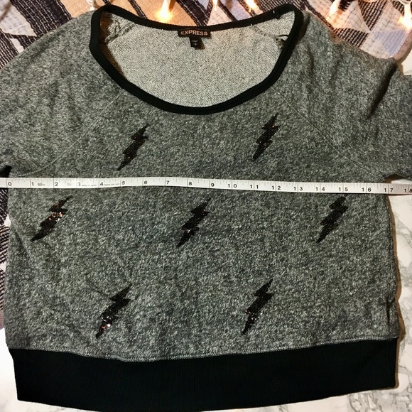 EXPRESS cropped sweater w/ sequined lightning bolts⚡️ - Picture 4 of 6